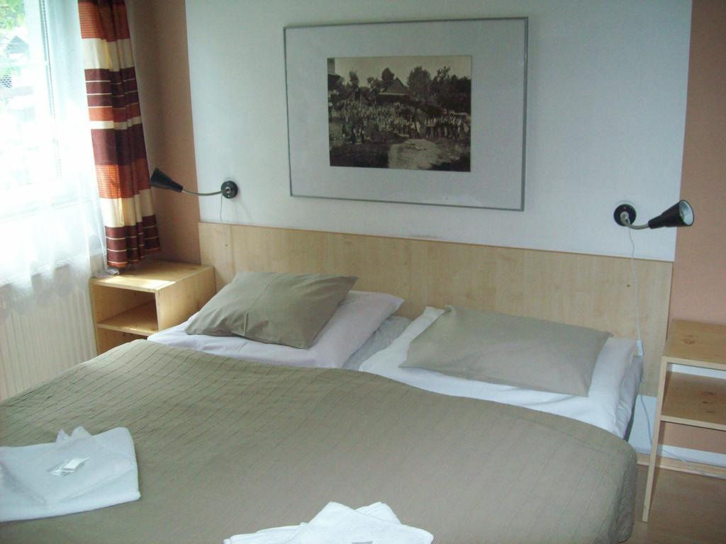 Hotel U Lip Trojanovice Frenštát pod Radhoštěm Zimmer foto